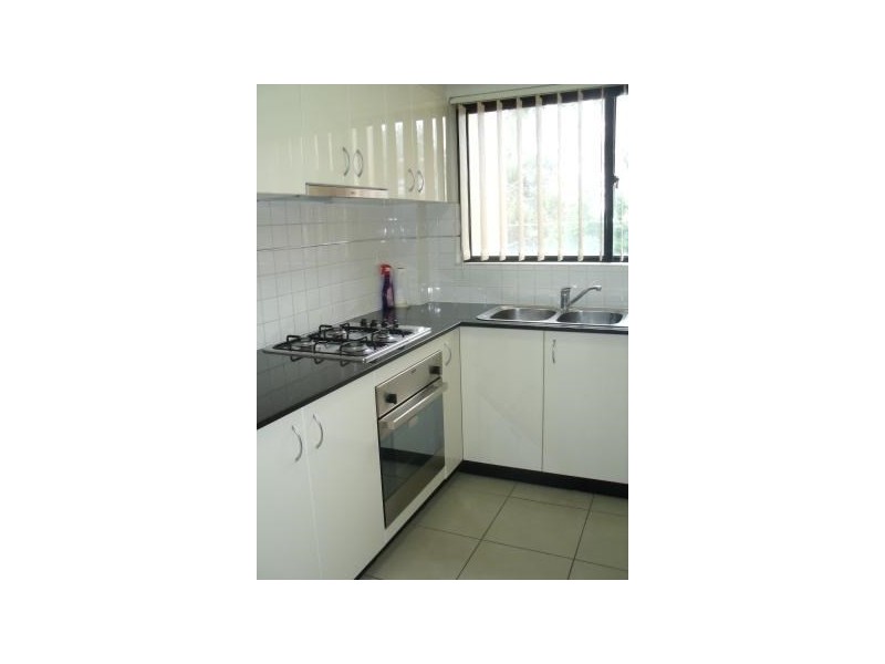 4/30-34 Redbank Road, Northmead NSW 2152