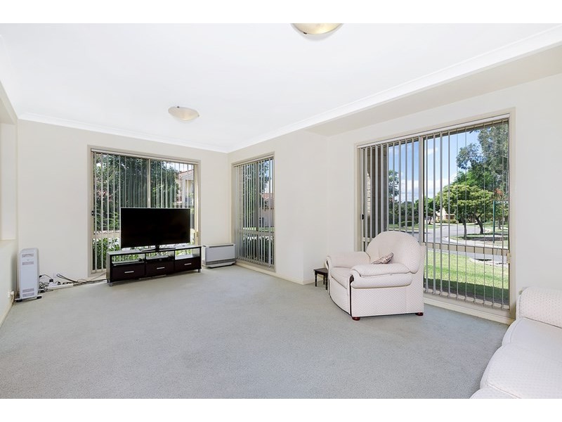 45 Beaumont Drive, Beaumont Hills NSW 2155