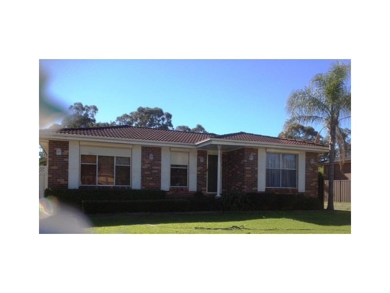70 Brier Crescent, Quakers Hill NSW 2763