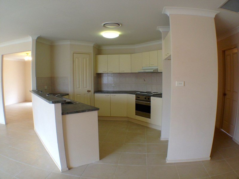 4 Yellowgum Avenue, Rouse Hill NSW 2155