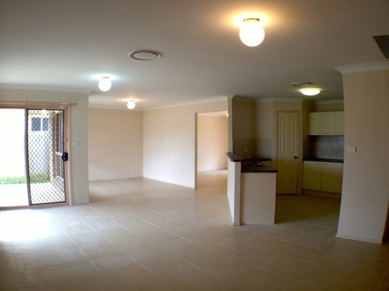 4 Yellowgum Avenue, Rouse Hill NSW 2155