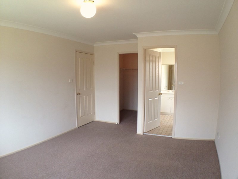 4 Yellowgum Avenue, Rouse Hill NSW 2155