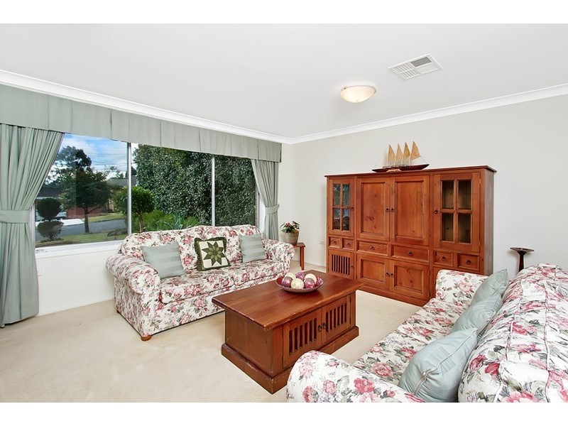 30 Tarana Crescent, Baulkham Hills NSW 2153