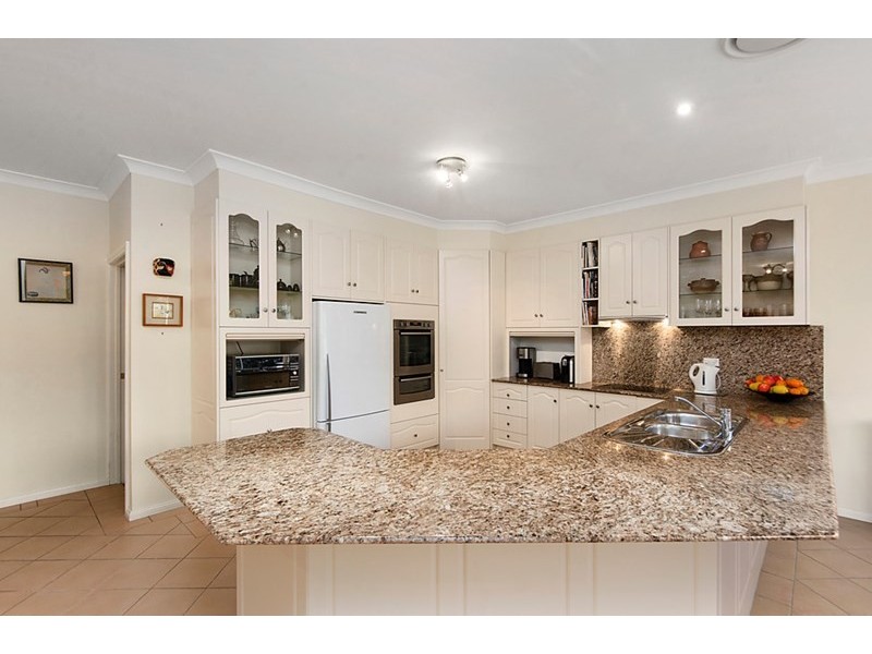 9 Hamilton Way, Beaumont Hills NSW 2155