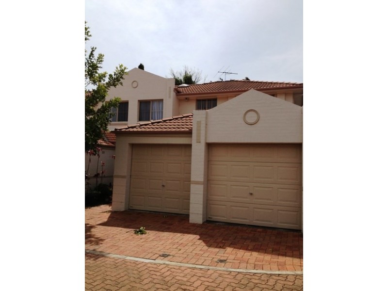 17/17 Conie Avenue, Baulkham Hills NSW 2153