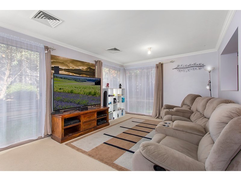 105 Sanctuary Drive, Beaumont Hills NSW 2155