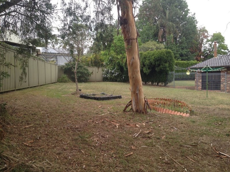 12 Cropley Drive, Baulkham Hills NSW 2153