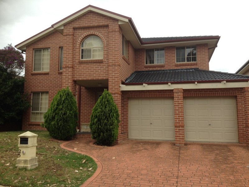 25 Ashtead Parade, Stanhope Gardens NSW 2768