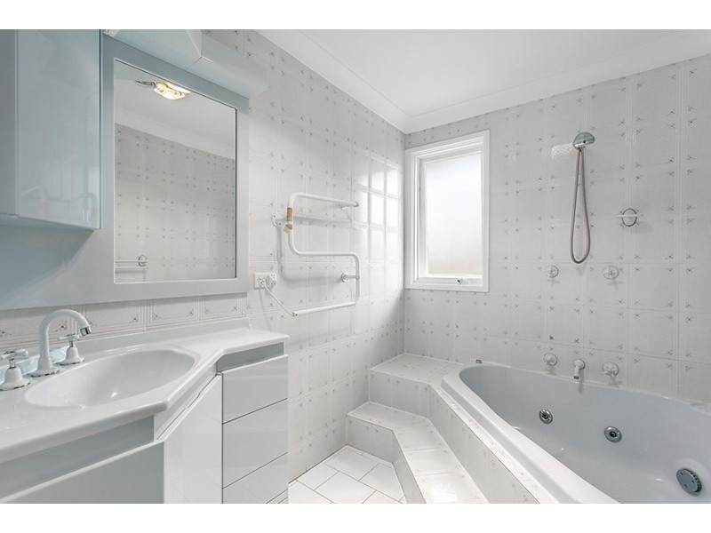 26 Tarana Crescent, Baulkham Hills NSW 2153