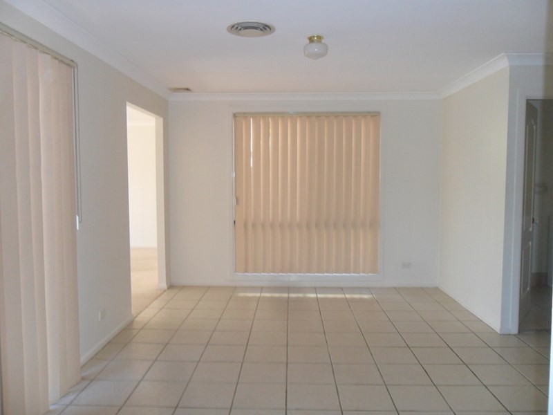 12 Paperbark Crescent, Beaumont Hills NSW 2155