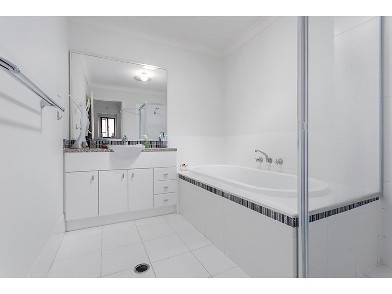 8 Helston Street, Stanhope Gardens NSW 2768