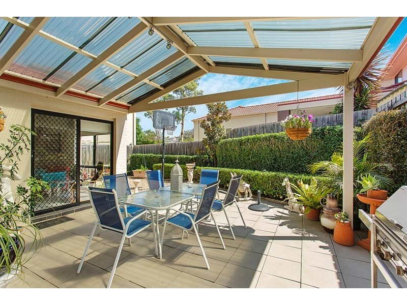 8 Helston Street, Stanhope Gardens NSW 2768