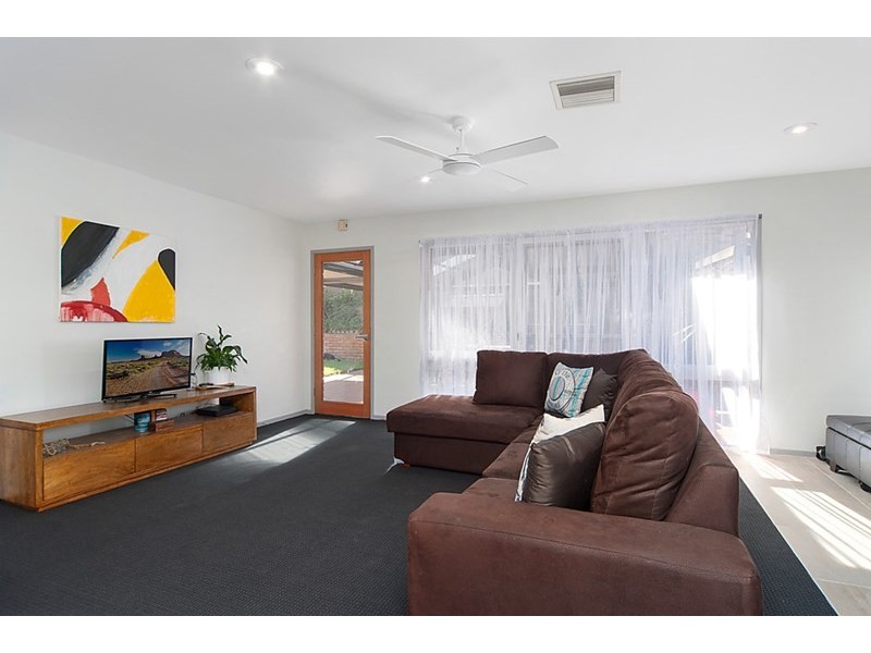 33 Sporing Avenue, Kings Langley NSW 2147