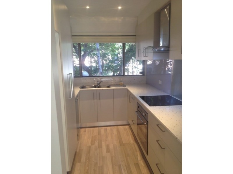 10/2 Cross Street, Baulkham Hills NSW 2153