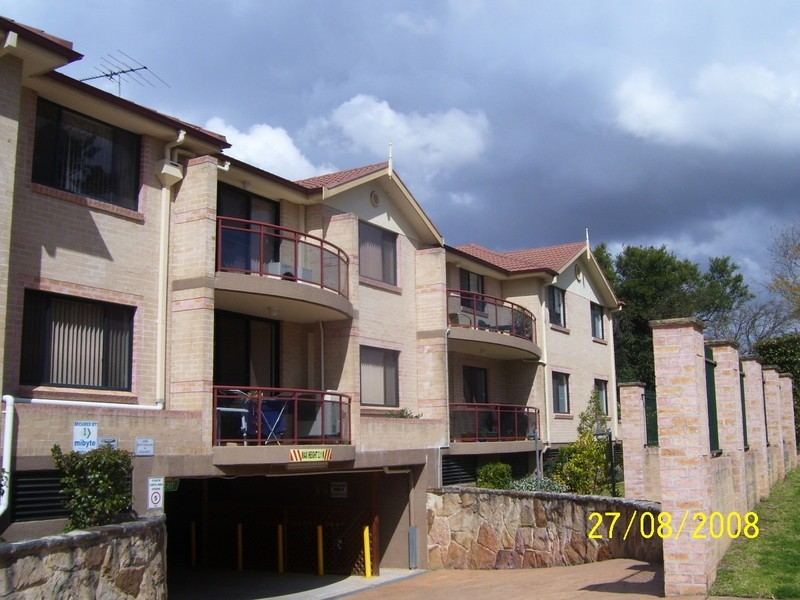 8/1 Cheriton Avenue, Castle Hill NSW 2154