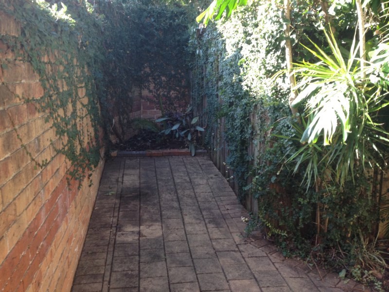 8/16-18 Cross Street, Baulkham Hills NSW 2153