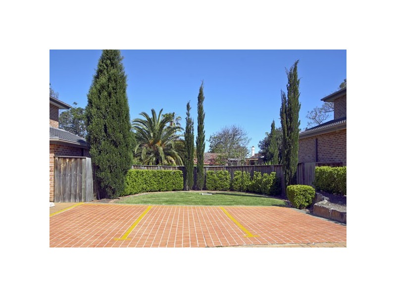 2/125-127 Old Northern Road, Baulkham Hills NSW 2153