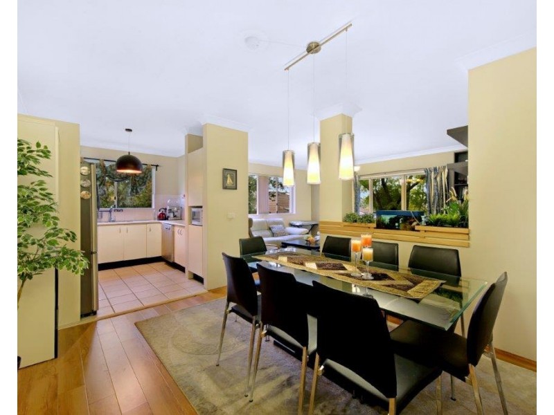 2/9-11 Hill Street, Baulkham Hills NSW 2153