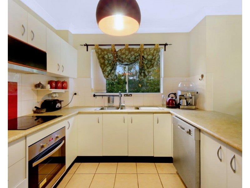 2/9-11 Hill Street, Baulkham Hills NSW 2153