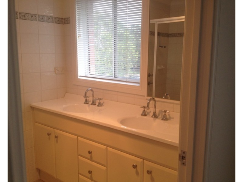 2/1B John Street, Baulkham Hills NSW 2153