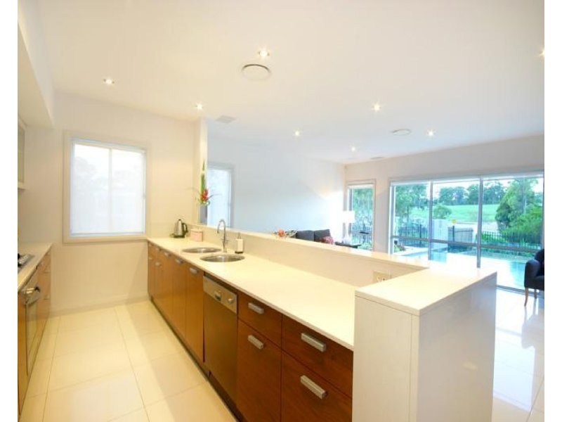 2 Millhouse Place, Bella Vista NSW 2153
