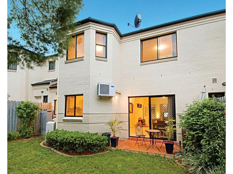 5/10-12 Graham Crescent, Baulkham Hills NSW 2153