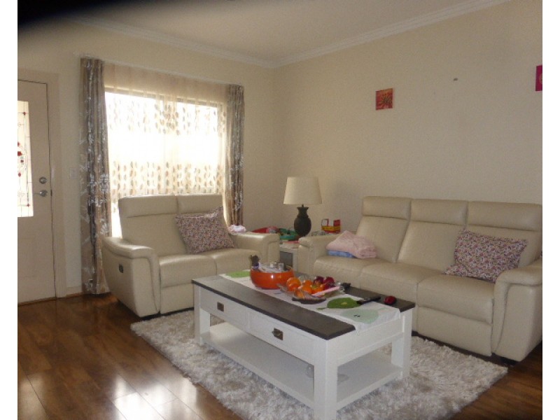 5/10-12 Graham Crescent, Baulkham Hills NSW 2153