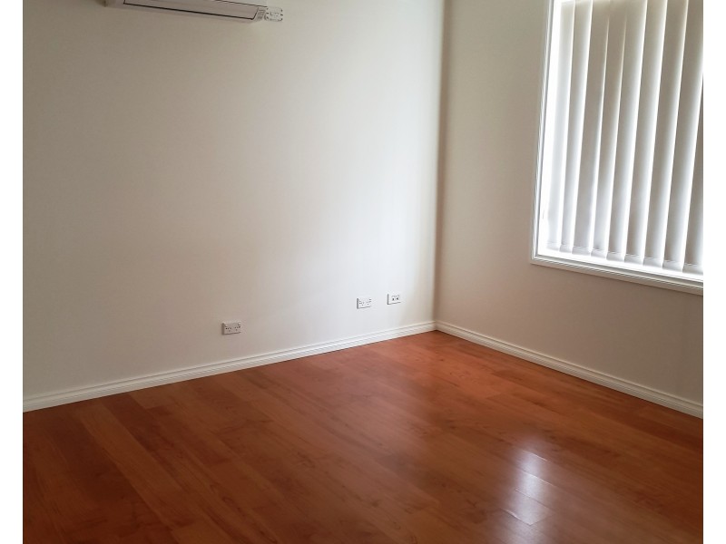 2 Reiby Place, Mcgraths Hill NSW 2756