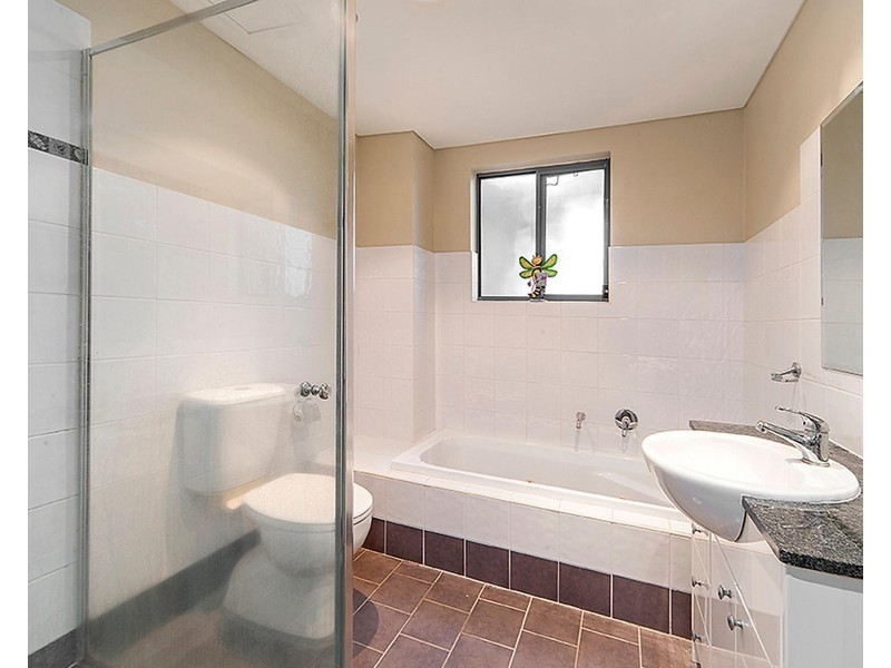 2/2-6 Sherwin Avenue, Castle Hill NSW 2154