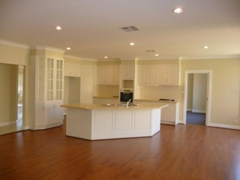 24 Brae Place, Castle Hill NSW 2154