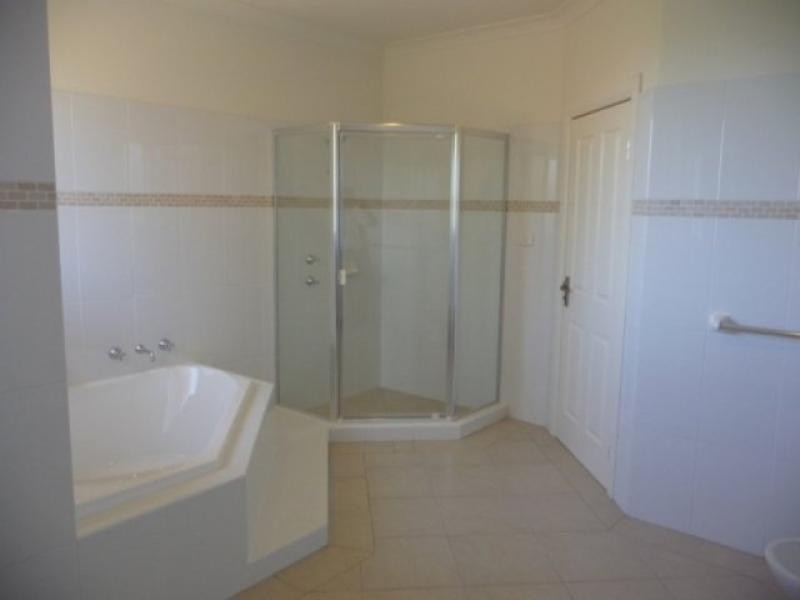 24 Brae Place, Castle Hill NSW 2154