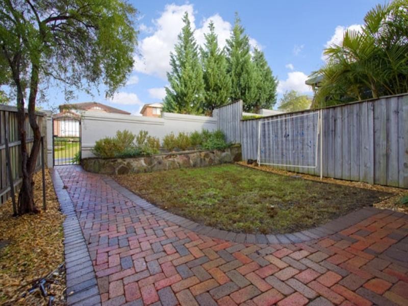 5/4 Hindle Terrace, Bella Vista NSW 2153