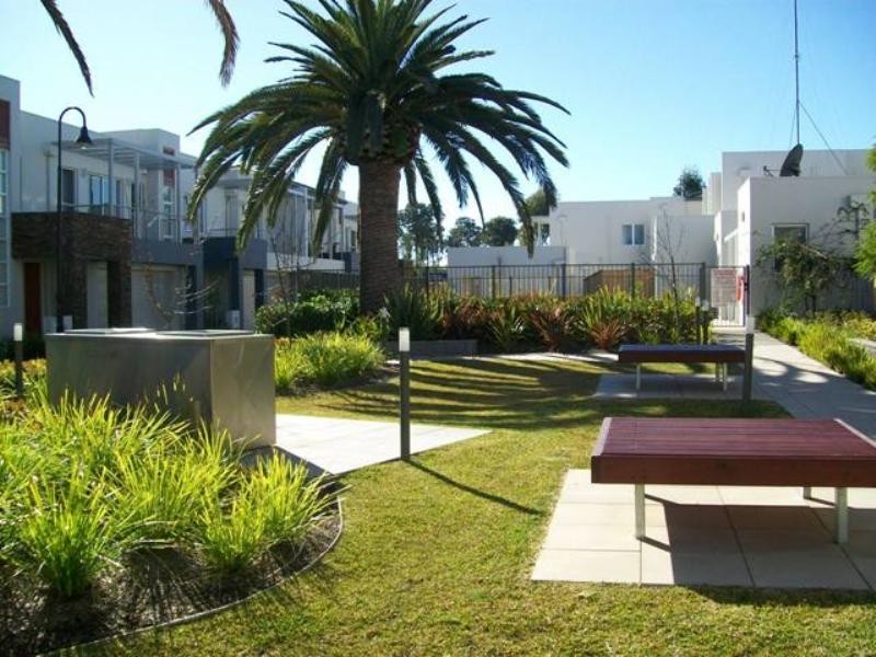 Bella Vista NSW 2153