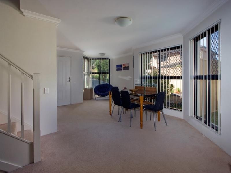 1/60 Chelsea Avenue, Baulkham Hills NSW 2153