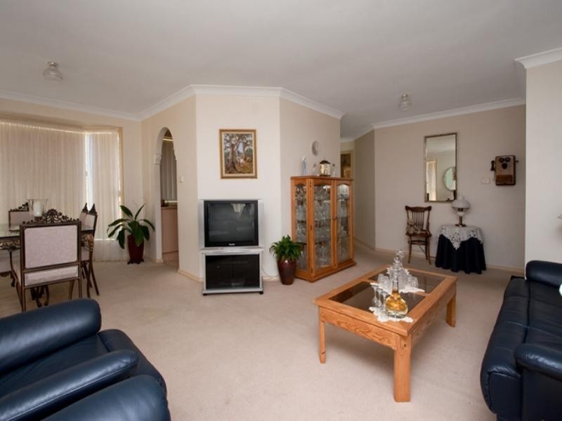 6 Kumquat Way, Glenwood NSW 2768