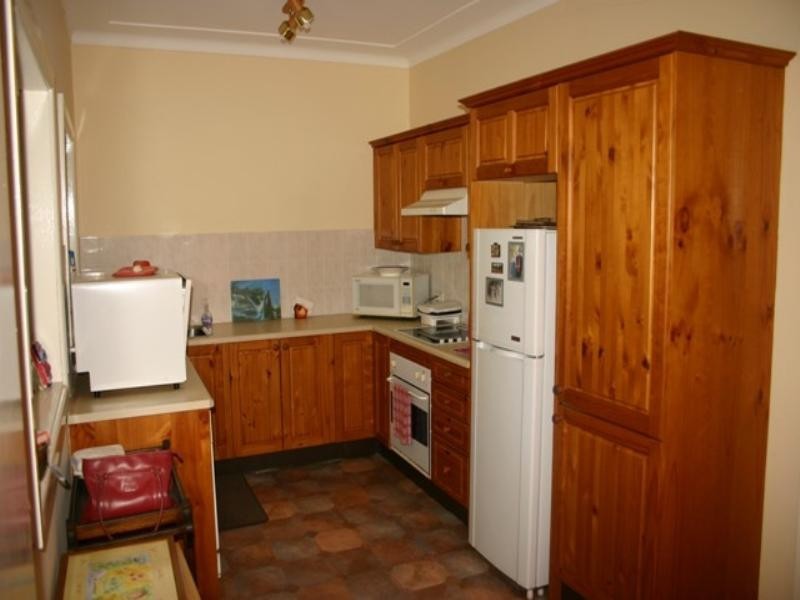 1 Roger Avenue, Castle Hill NSW 2154