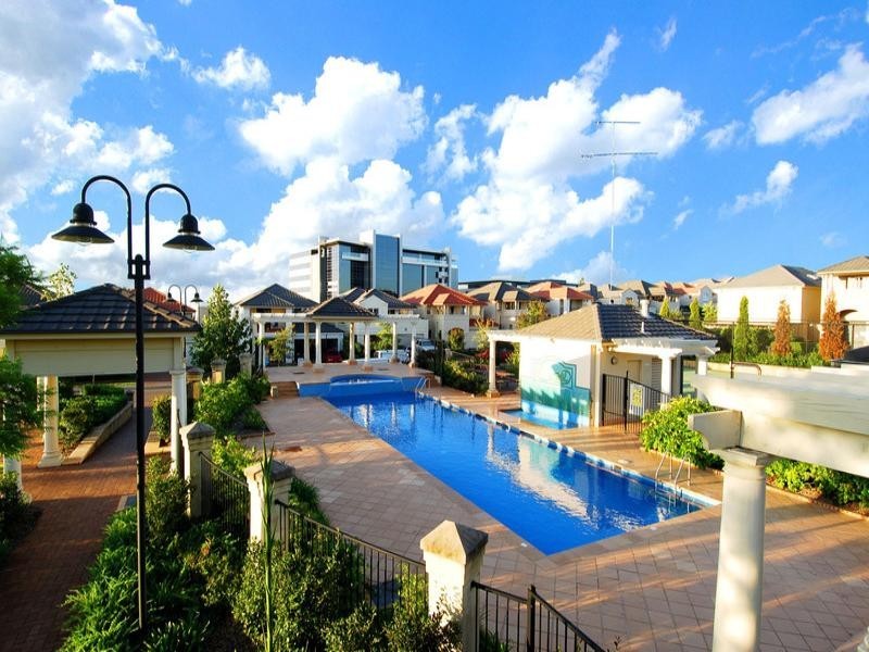 50 Linden Way, Bella Vista NSW 2153