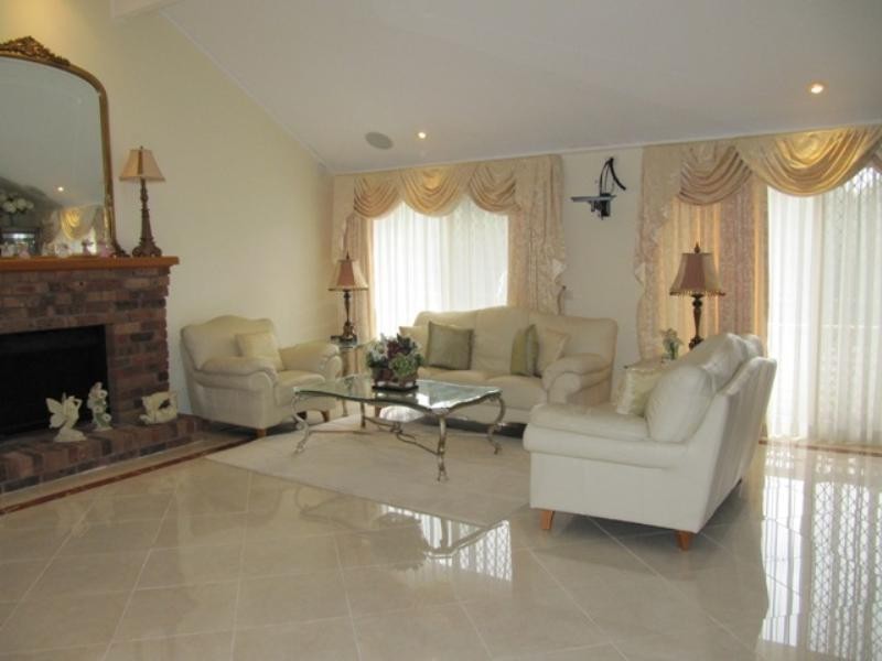 Castle Hill NSW 2154