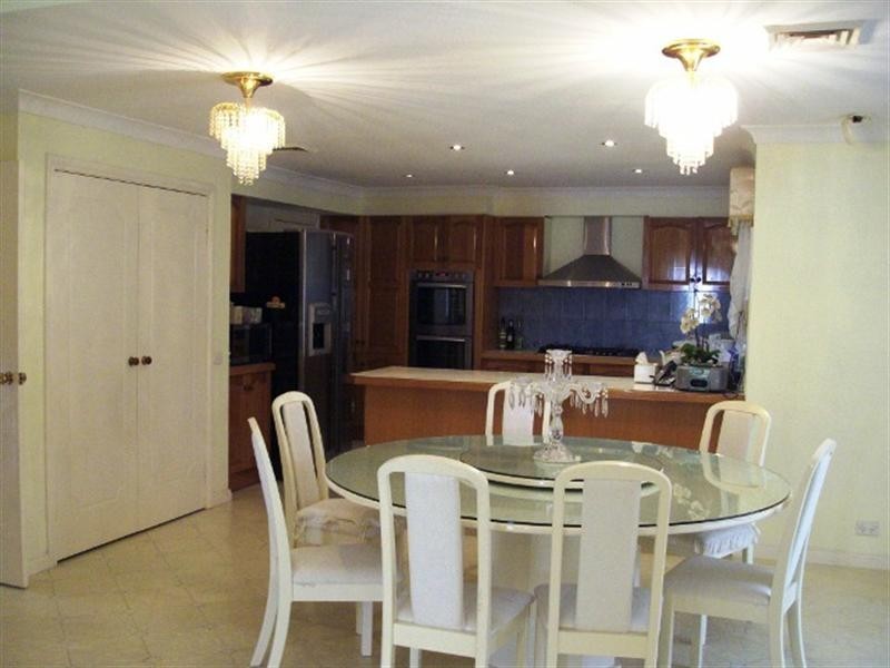 Castle Hill NSW 2154