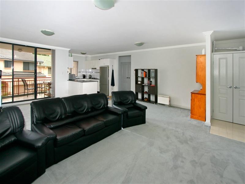 38/2 Conie Avenue, Baulkham Hills NSW 2153