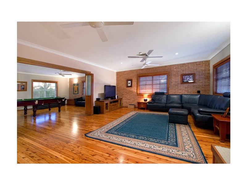 10 Elliott Place, Baulkham Hills NSW 2153