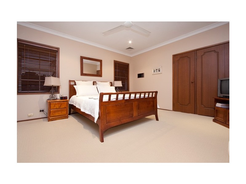 10 Elliott Place, Baulkham Hills NSW 2153