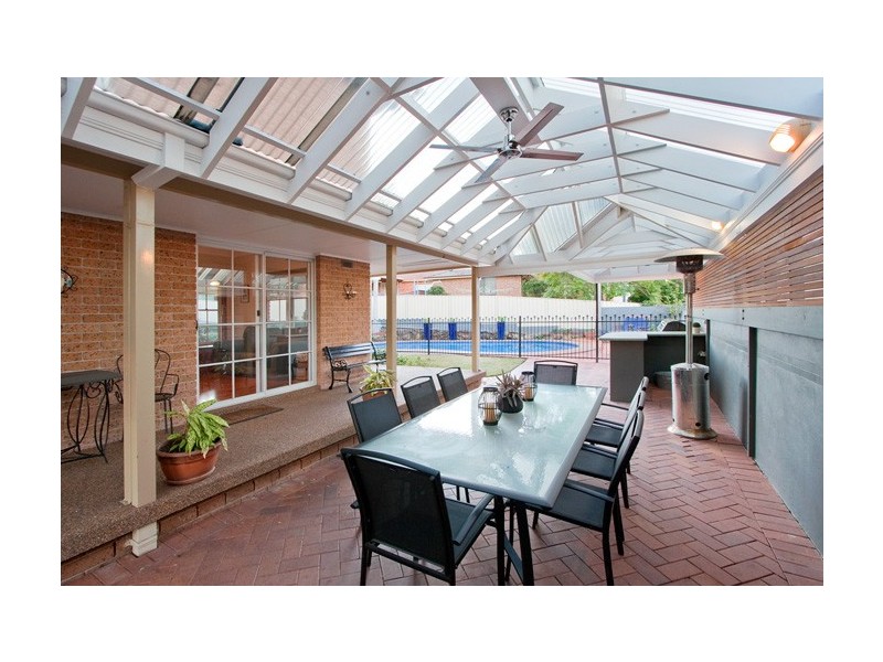 10 Elliott Place, Baulkham Hills NSW 2153