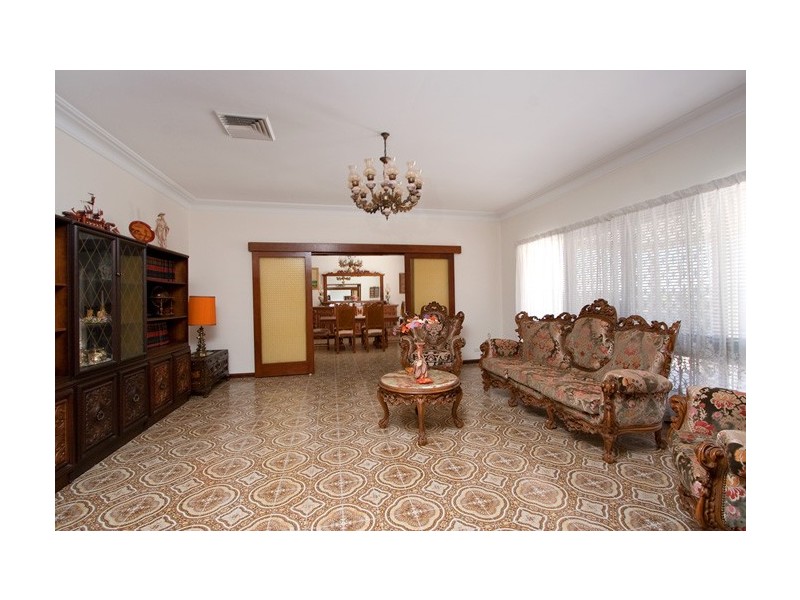 6 Francesco Crescent, Bella Vista NSW 2153