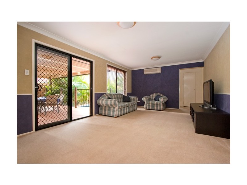 6 Amuet Place, Glenwood NSW 2768