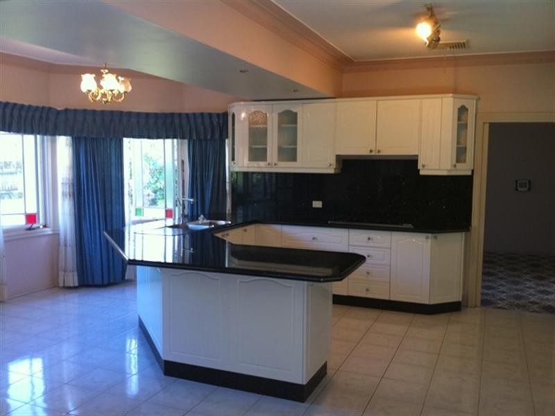 Castle Hill NSW 2154