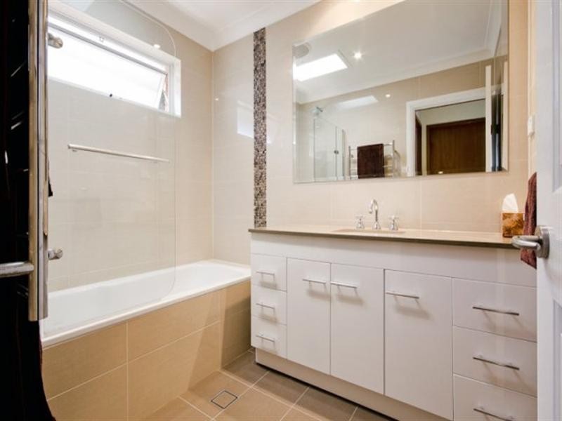 Castle Hill NSW 2154