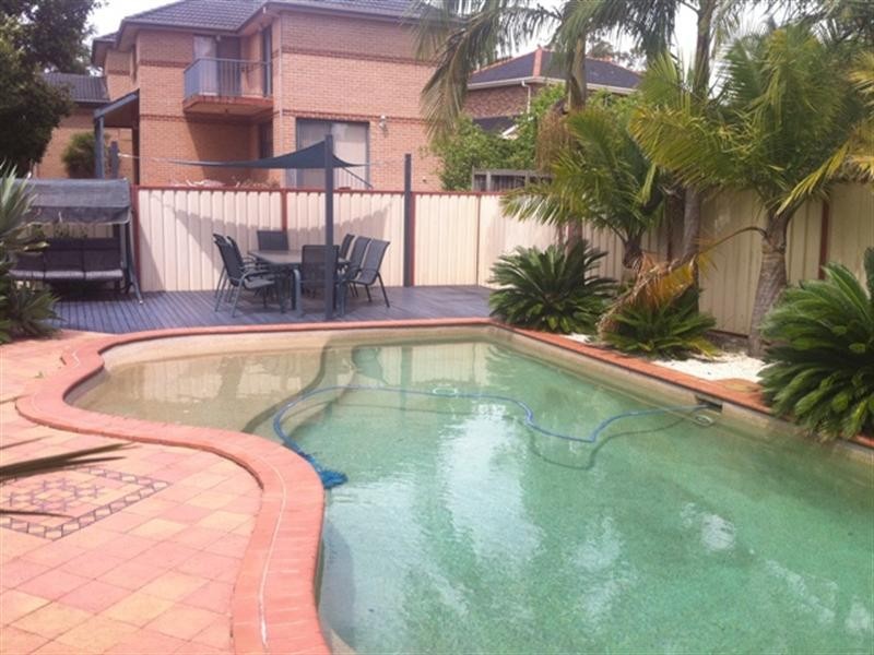 37 Bingara Crescent, Bella Vista NSW 2153