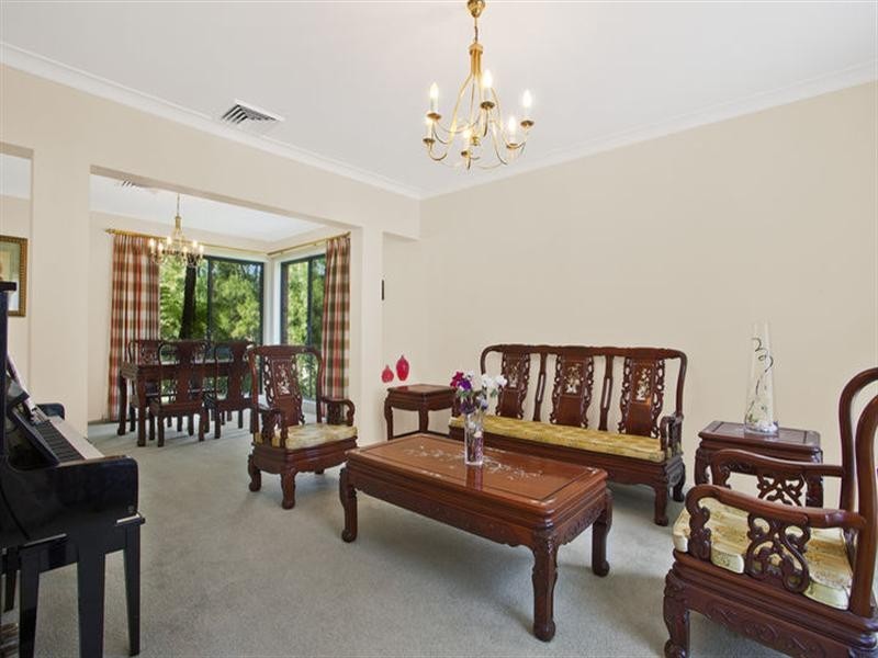 75 Crestview Avenue, Kellyville NSW 2155