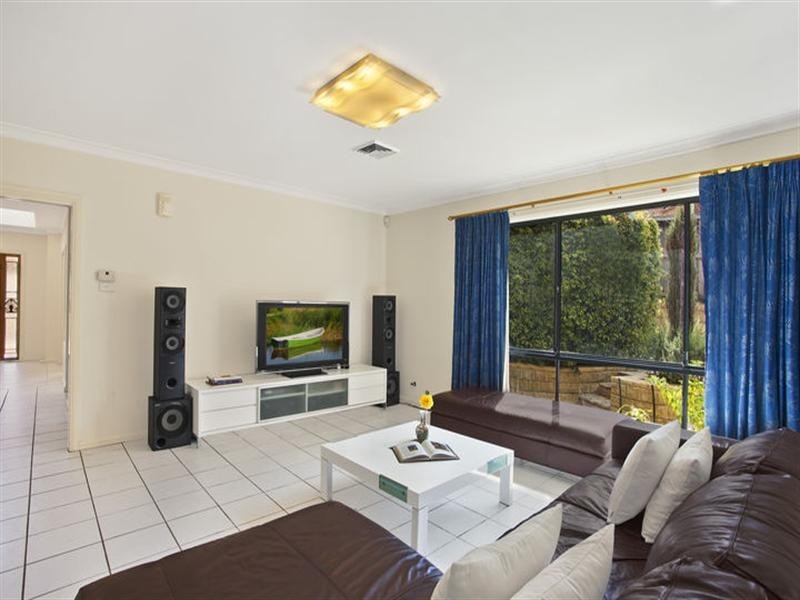 75 Crestview Avenue, Kellyville NSW 2155